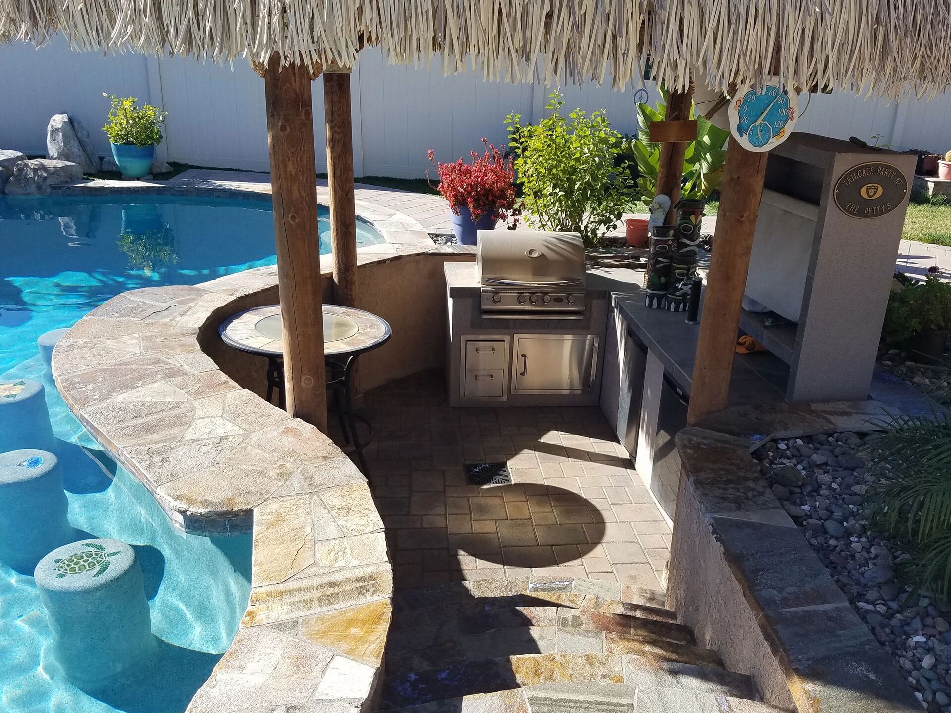 Tropical Pool & Outdoor Kitchen